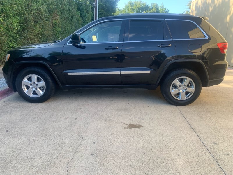 Additional photo of vehicle.
