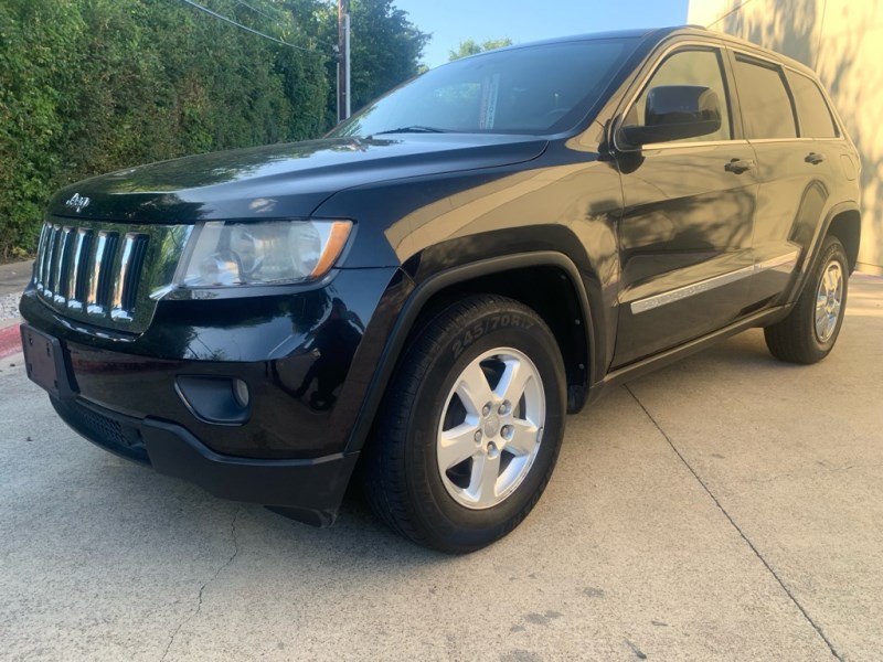 Additional photo of vehicle.