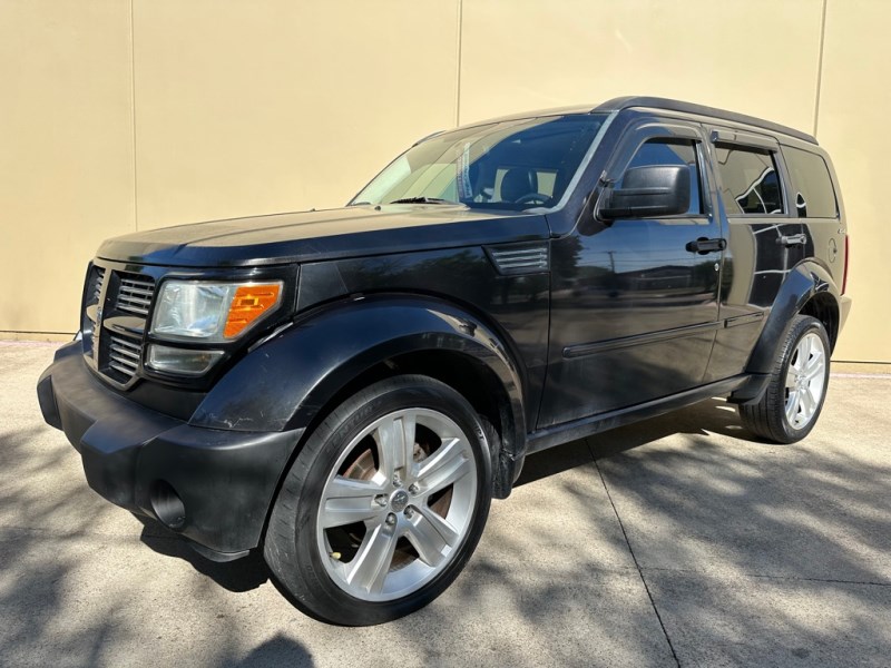 Additional photo of vehicle.