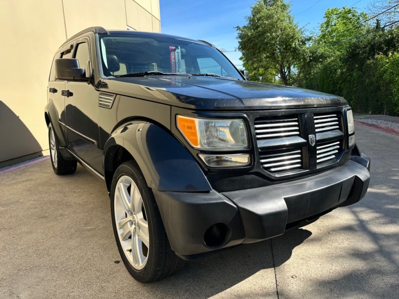 Additional photo of vehicle.