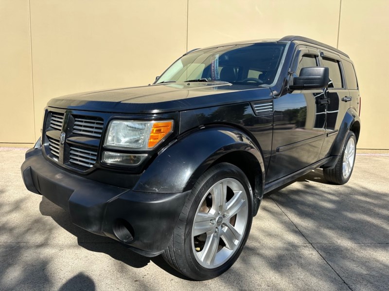 Additional photo of vehicle.