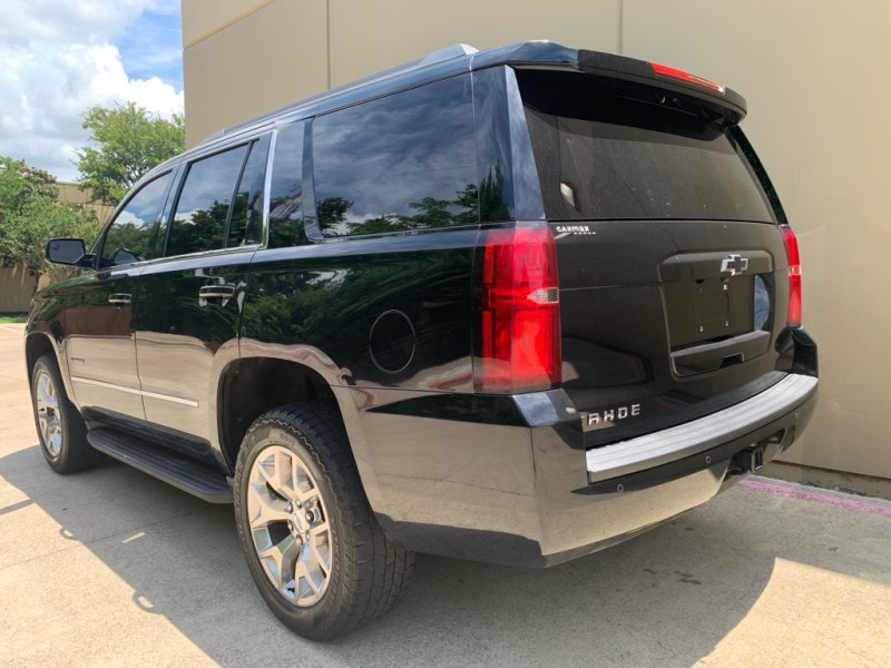 Additional photo of vehicle.