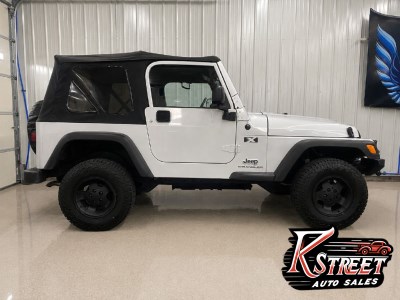 Photo of 2004 JEEP WRANGLER