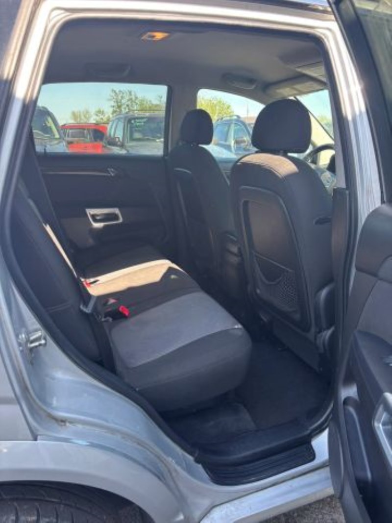 Additional photo of vehicle.