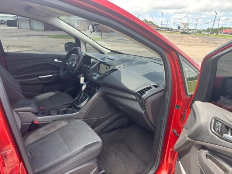 Additional photo of vehicle.