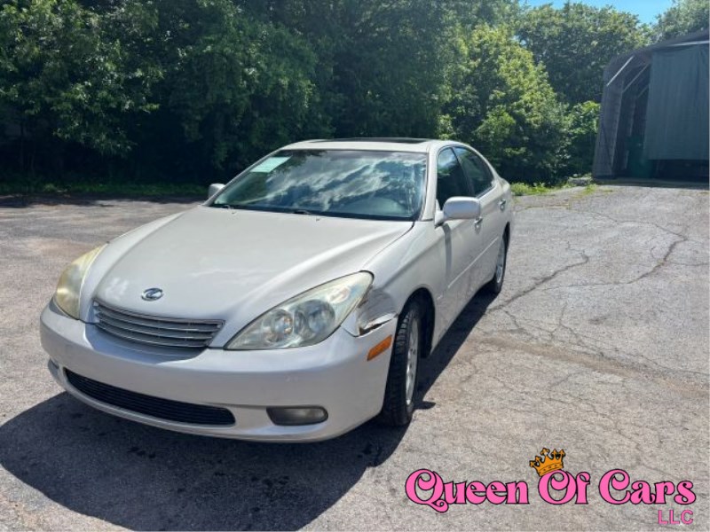2002 Lexus ES 350 300's photo