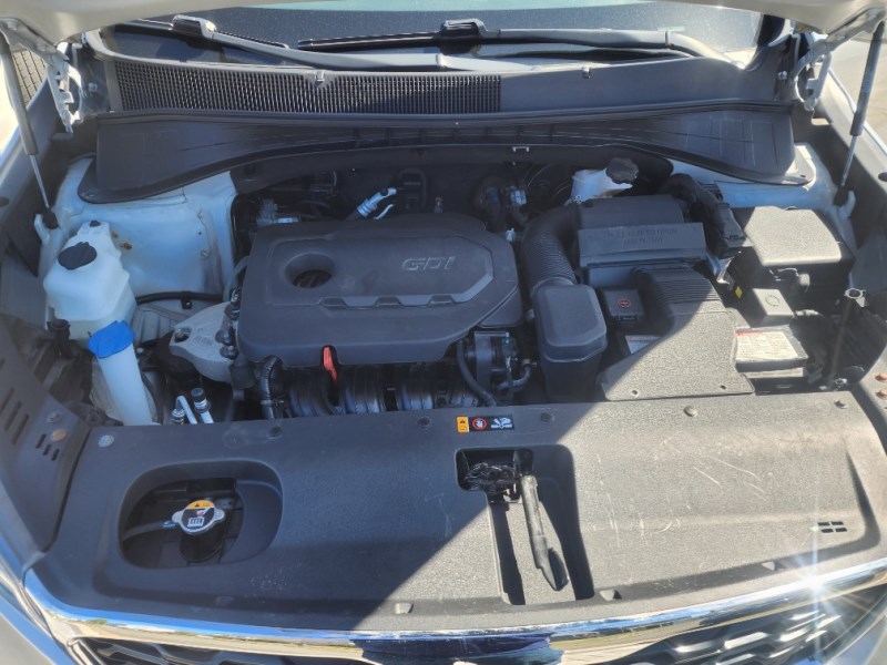 Additional photo of vehicle.