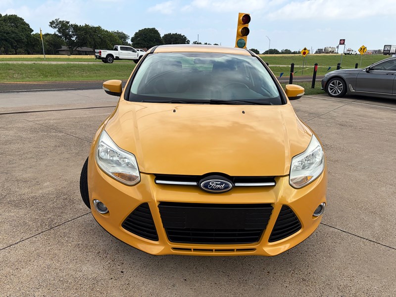 2012 Ford Focus 5 Door Hatch SE's photo