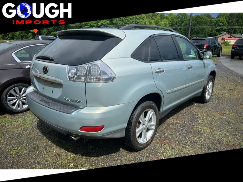 Additional photo of vehicle.