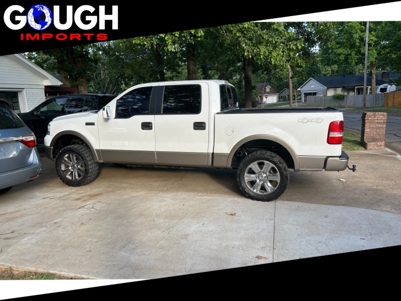Additional photo of vehicle.