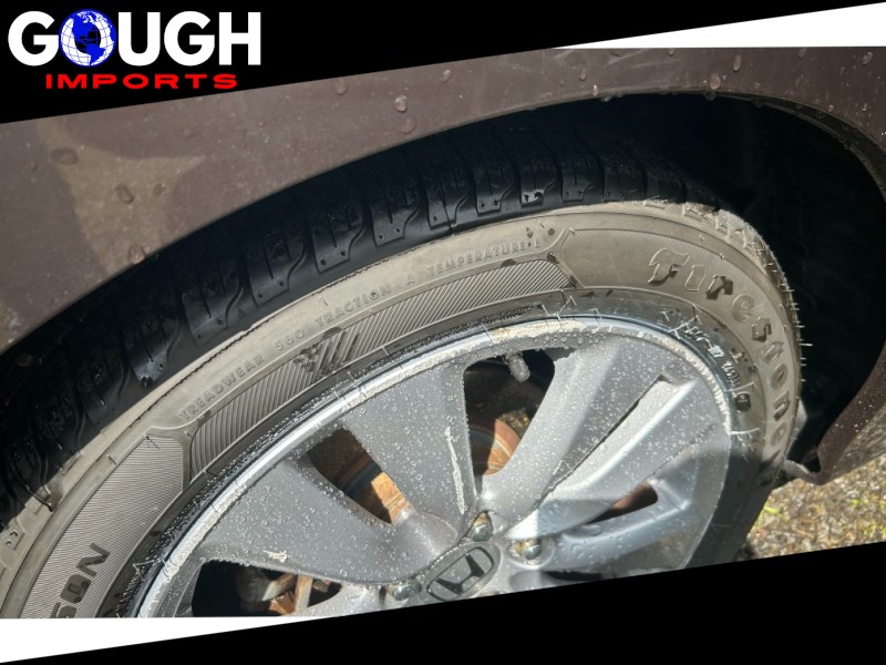 Additional photo of vehicle.