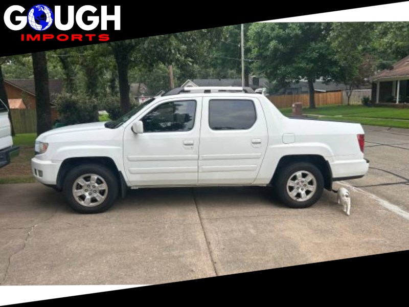 Additional photo of vehicle.