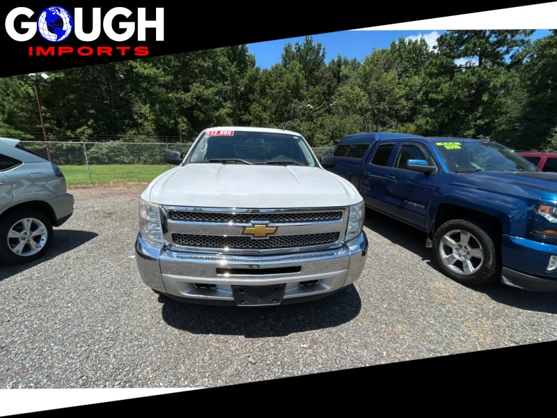 Additional photo of vehicle.