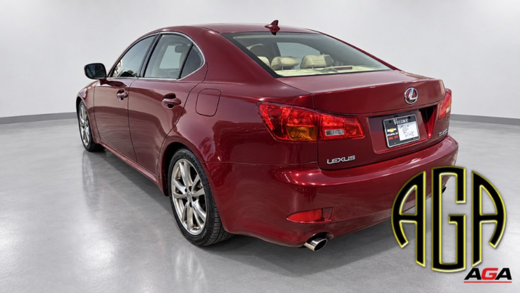 Lexus IS photo 6