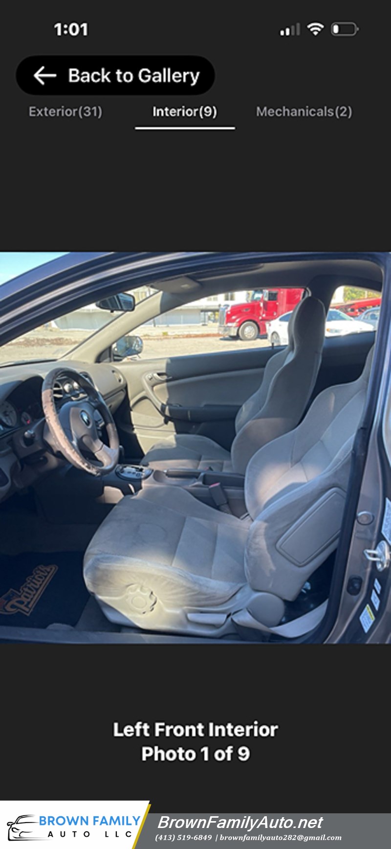 Additional photo of vehicle.
