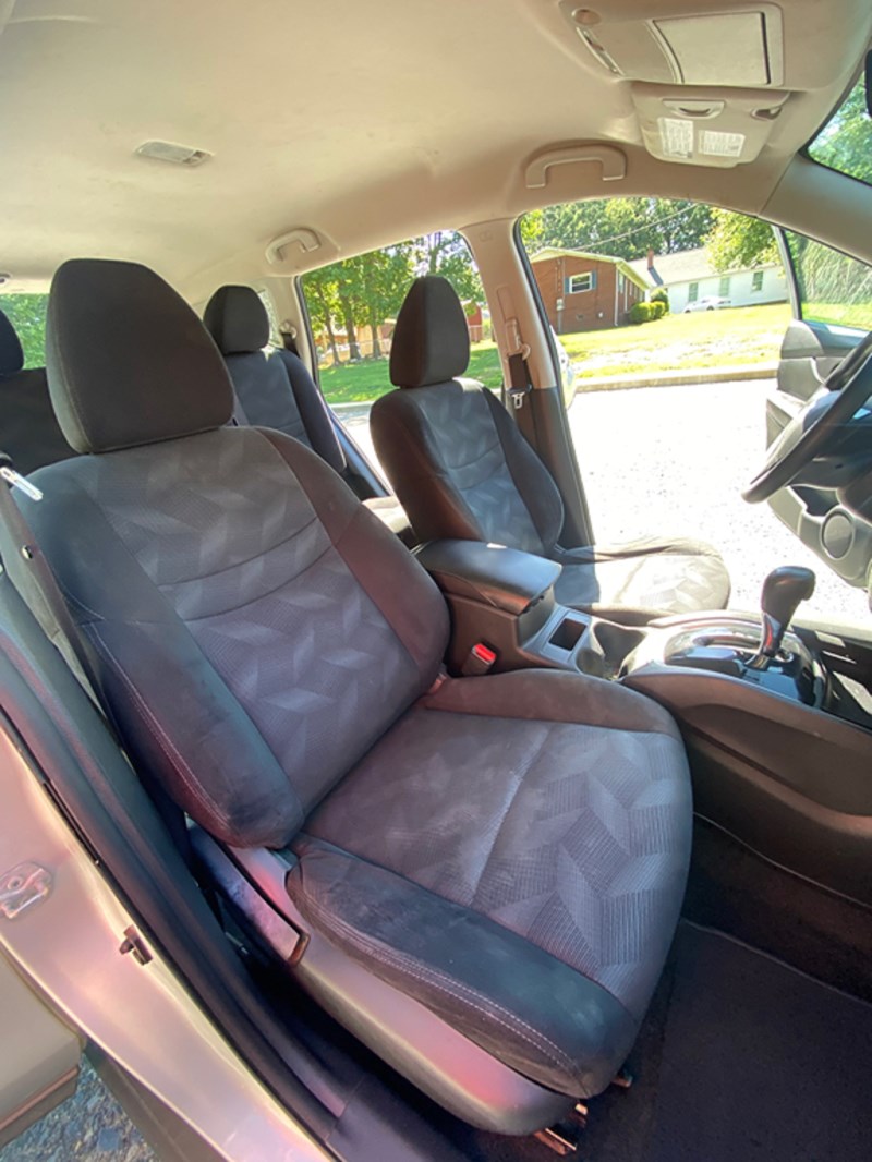 2016 Nissan Rogue SV - Photo 8