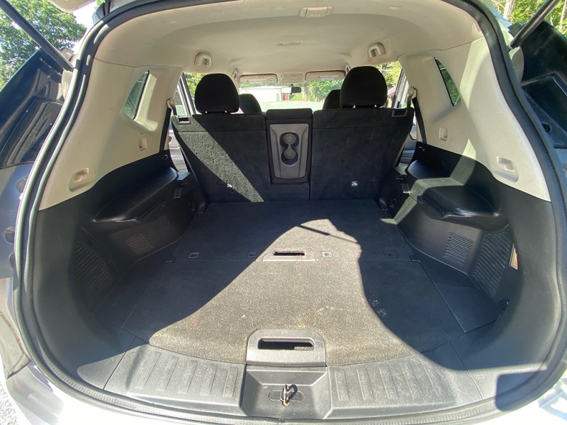 2016 Nissan Rogue SV - Photo 11