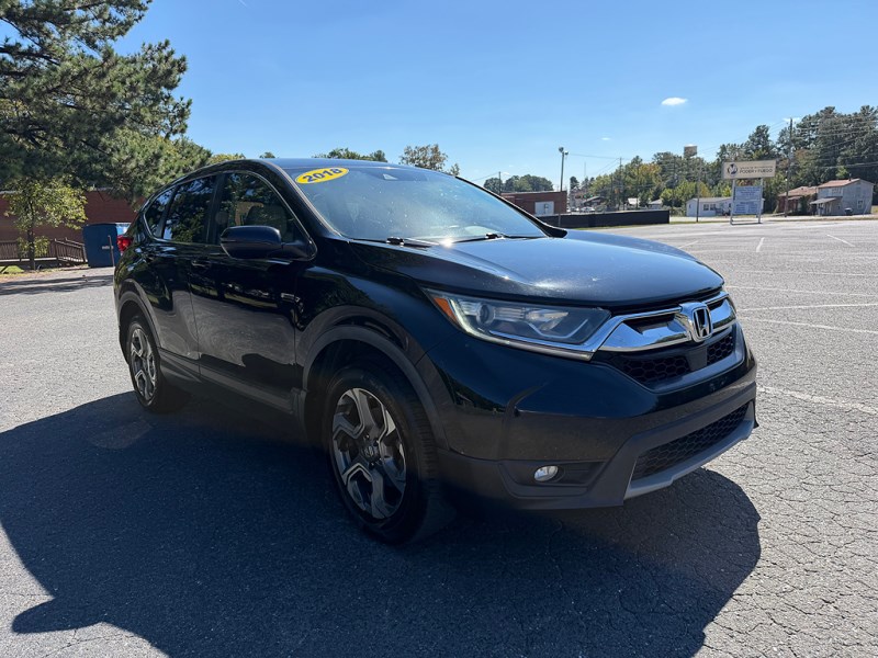 Additional photo of vehicle.