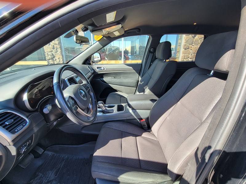Additional photo of vehicle.