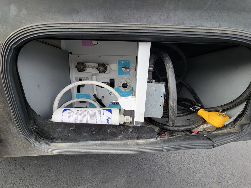 Additional photo of vehicle.