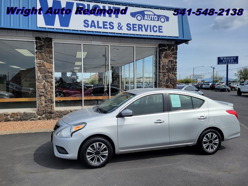 2017 Nissan Versa 1.6 SV CVT's photo