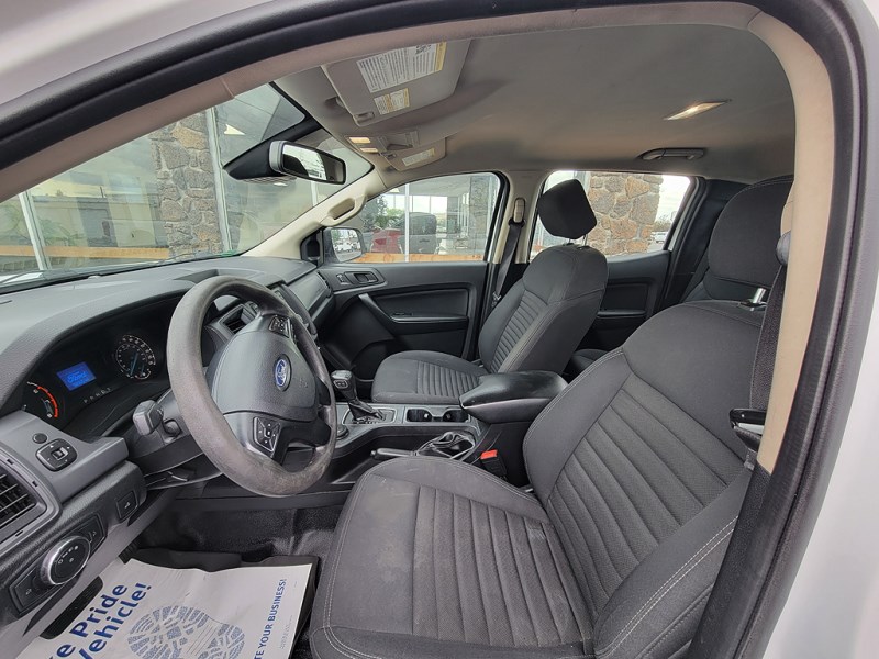 Additional photo of vehicle.