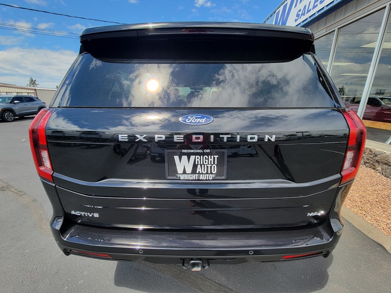 2025 Ford Expedition Active - Photo 6