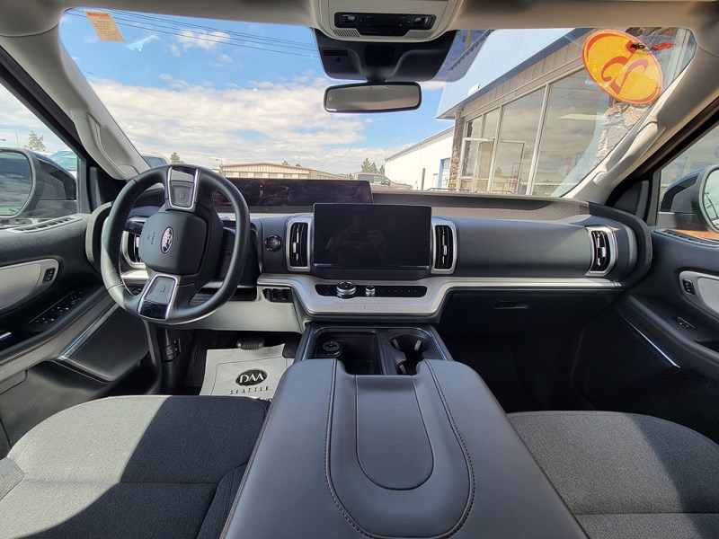 2025 Ford Expedition Active - Photo 13