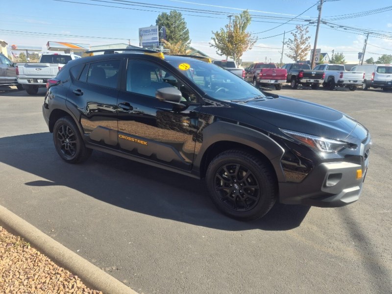 Additional photo of vehicle.
