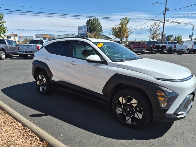 Additional photo of vehicle.