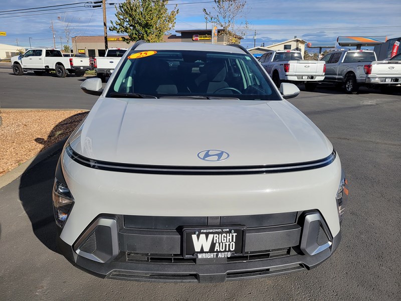 Additional photo of vehicle.