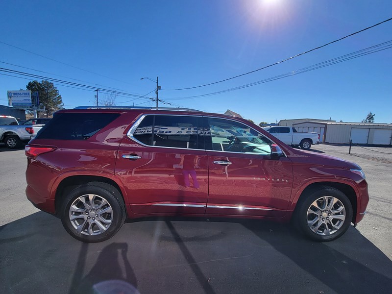 Additional photo of vehicle.