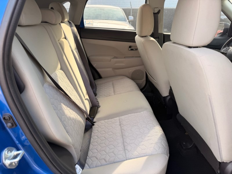 2021 Mitsubishi Outlander Sport ES - Photo 23