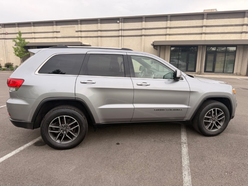 2019 Jeep Grand Cherokee Laredo E - Photo 9