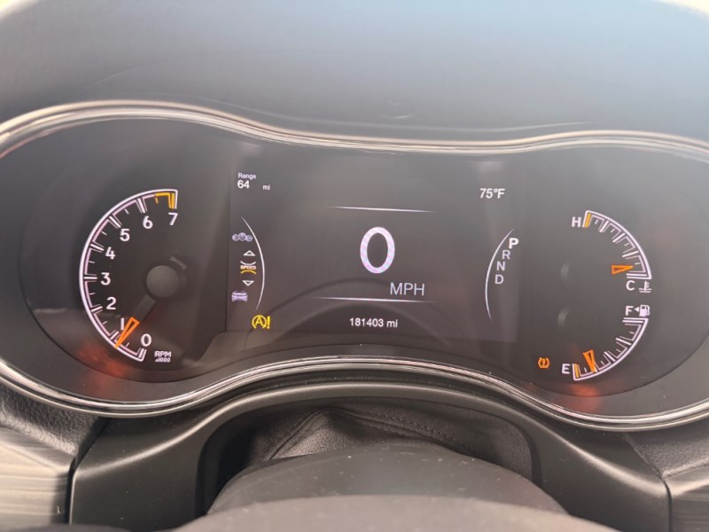 2019 Jeep Grand Cherokee Laredo E - Photo 17