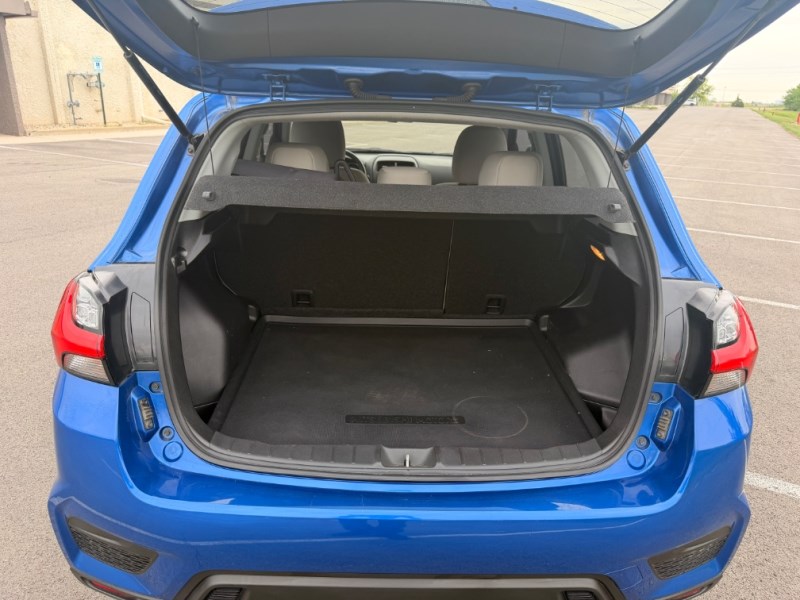 2021 Mitsubishi Outlander Sport ES - Photo 11