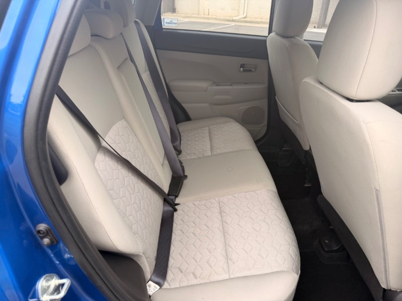 2021 Mitsubishi Outlander Sport ES - Photo 12