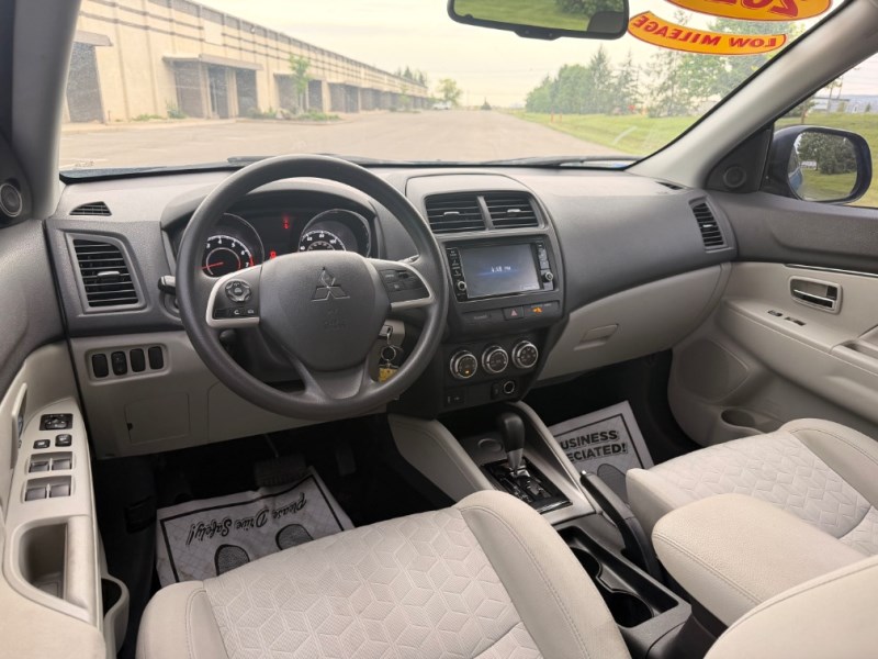 2021 Mitsubishi Outlander Sport ES - Photo 14
