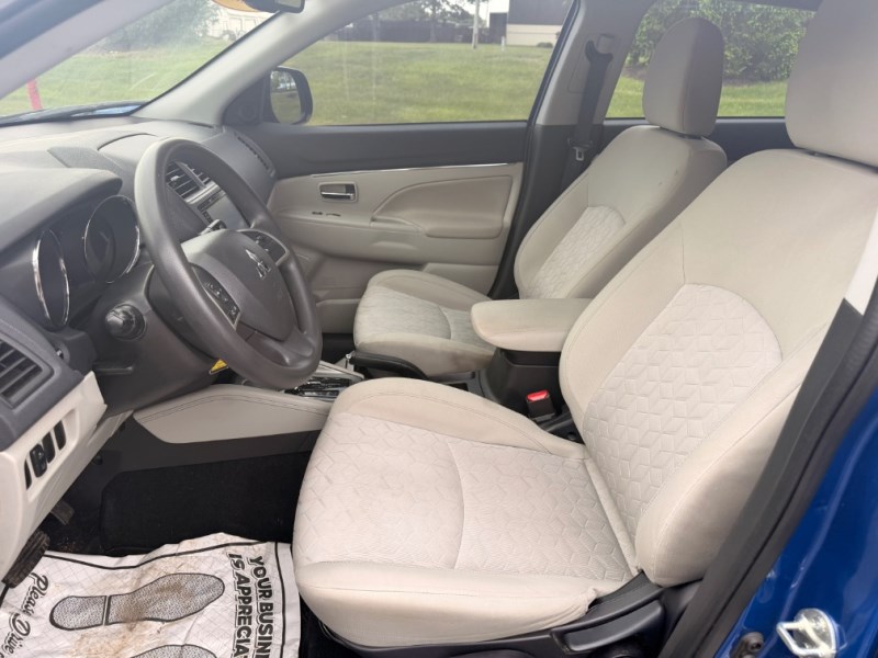 2021 Mitsubishi Outlander Sport ES - Photo 15