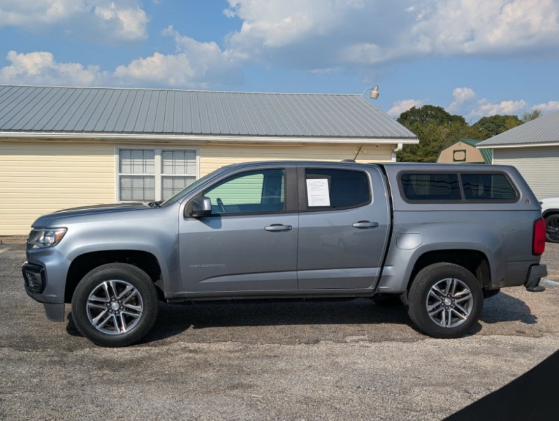 Additional photo of vehicle.