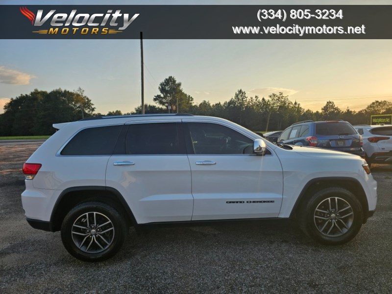 Main photo of 2017 JEEP GRAND CHEROKEE