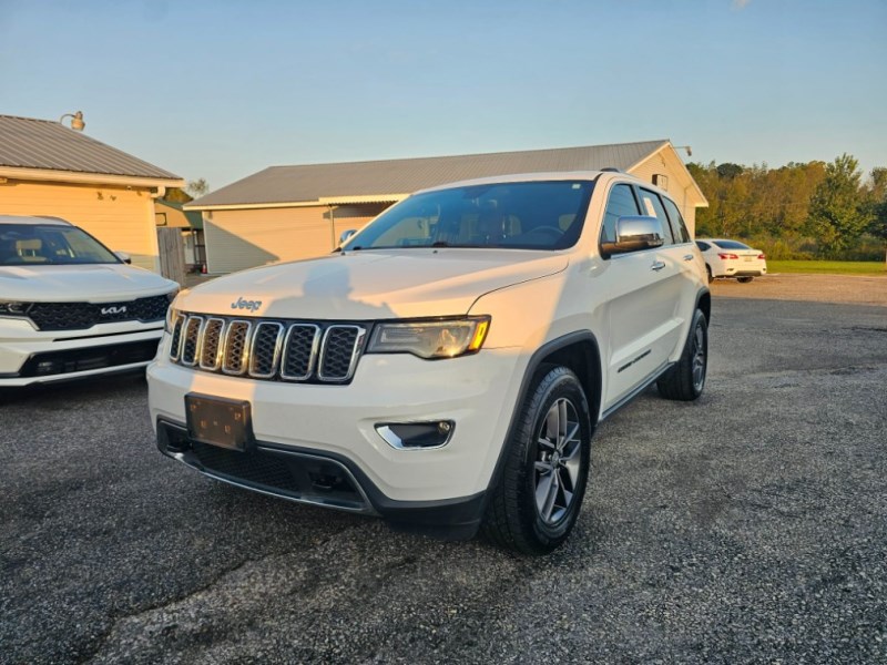 Additional photo of vehicle.