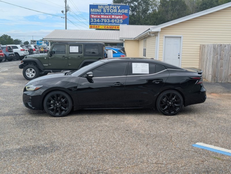 Additional photo of vehicle.