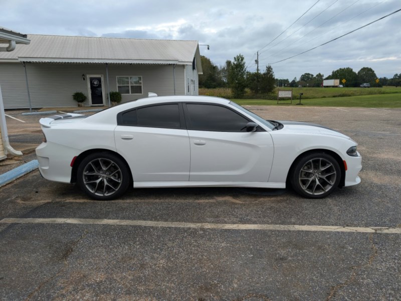 Additional photo of vehicle.