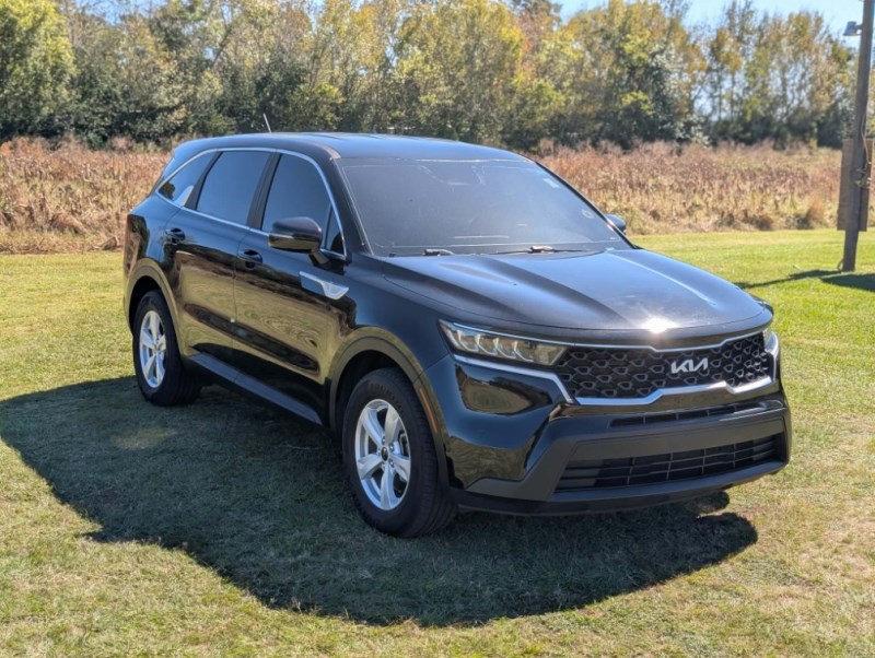 Additional photo of vehicle.