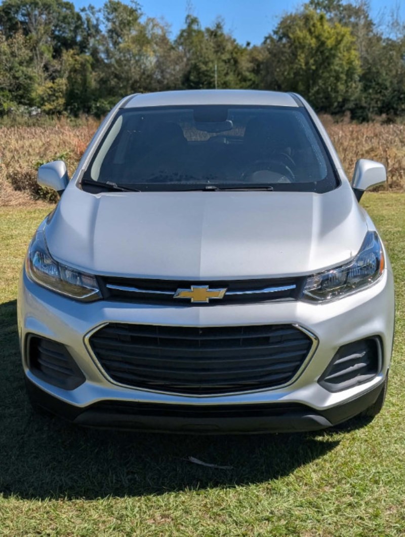 Additional photo of vehicle.