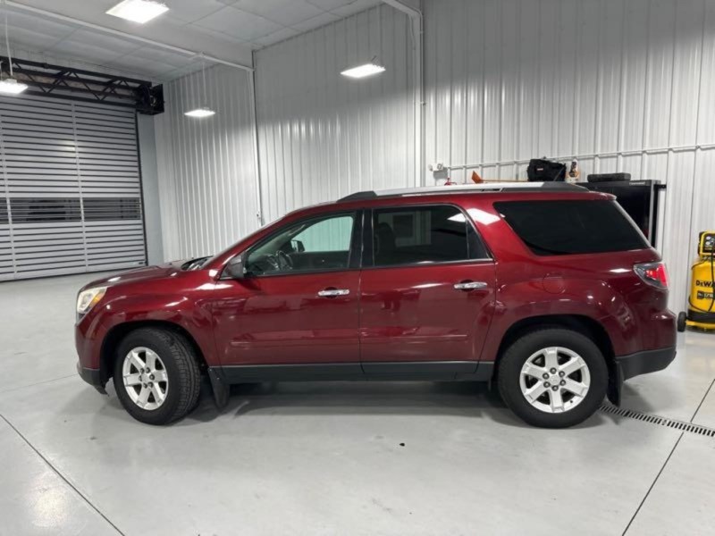 Additional photo of vehicle.