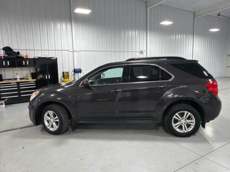 Additional photo of vehicle.