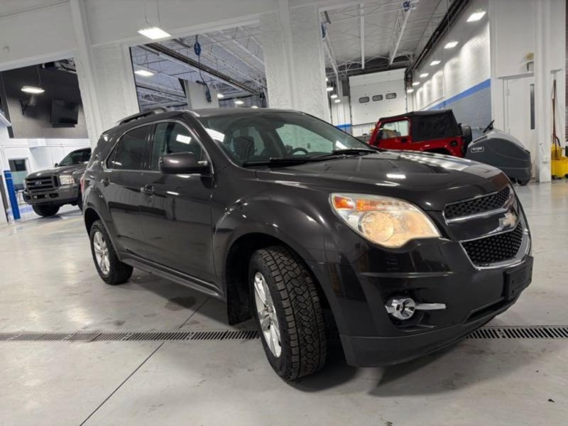 Additional photo of vehicle.