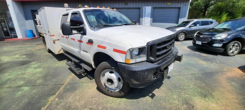 Additional photo of vehicle.